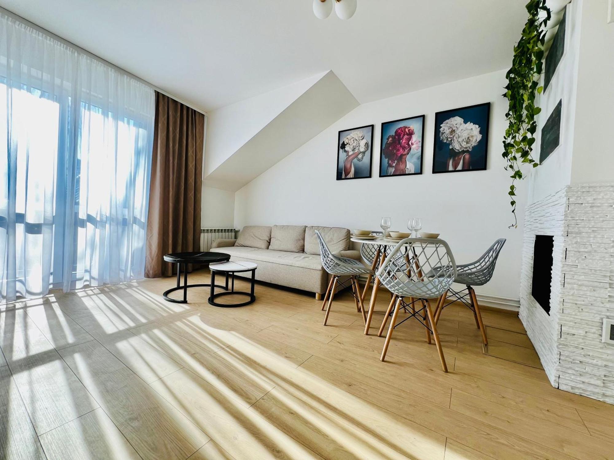 Apartament Wisteria Przemysl Exterior photo
